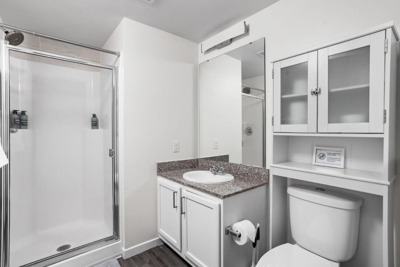 2Br 2Ba In The Block Apartment By Cozysuites إنديانابوليس المظهر الخارجي الصورة